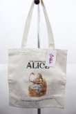 画像1: Samansa Mos3 / 【Alice×SamansaMos2】プリントトートバッグ  アイボリー I-25-06-11-105-LO-BG-HD-ZI (1)