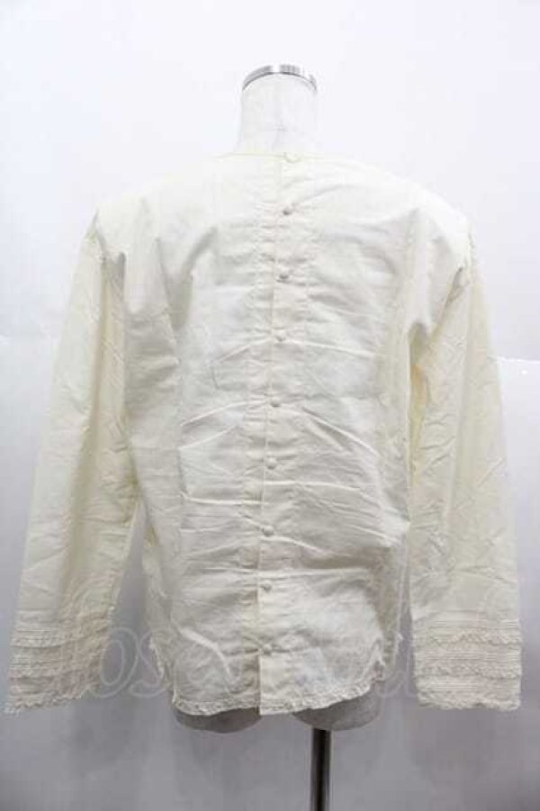 画像2: KANEKO ISAO / ピコフリルピンタックボーダーブラウス  生成り I-25-06-21-006-EL-BL-HD-ZT306 (2)