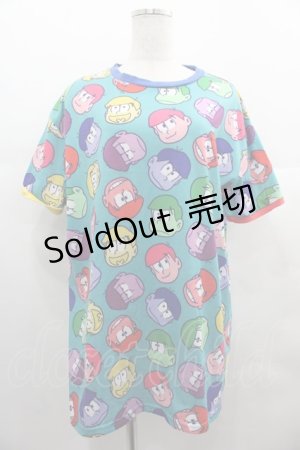 画像: galaxxxy / おそ松さん×galaxxxy 総柄Tシャツ  ブルー I-25-06-25-028-PU-TS-HD-ZI
