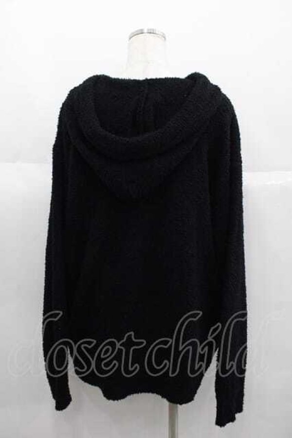 画像2: NieR Clothing / もこもこプルオーバーパーカー【ポケット付き】  黒 I-25-06-29-041-PU-TO-HD-ZI (2)