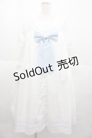画像: metamorphose / セーラーリボンタイシャツワンピース(ワッペン付)  白Ｘサックス I-25-07-06-044-ME-OP-HD-ZI