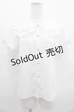 画像: axes femme kawaii / 梯子レース半袖ブラウス  白Ｘサックス I-25-07-19-011-AX-BL-HD-ZI