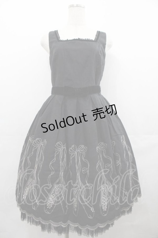 画像1: Emily Temple cute / トゥーシューズ刺繍リボンベルト付ノースリーブワンピース  黒 I-25-07-23-036-ET-OP-HD-ZI (1)