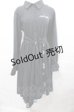 画像: NieR Clothing / シェル柄シャツワンピース 黒Ｘ白Ｘ青  I-25-07-30-067-PU-OP-HD-ZI