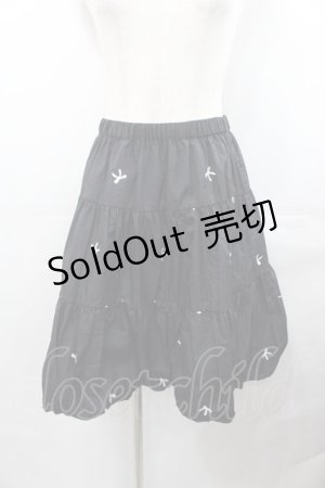 画像: Candy Stripper / BABY RIBBON BALLOON SKIRT  黒Ｘ白 I-25-07-30-089-PU-SK-HD-ZI