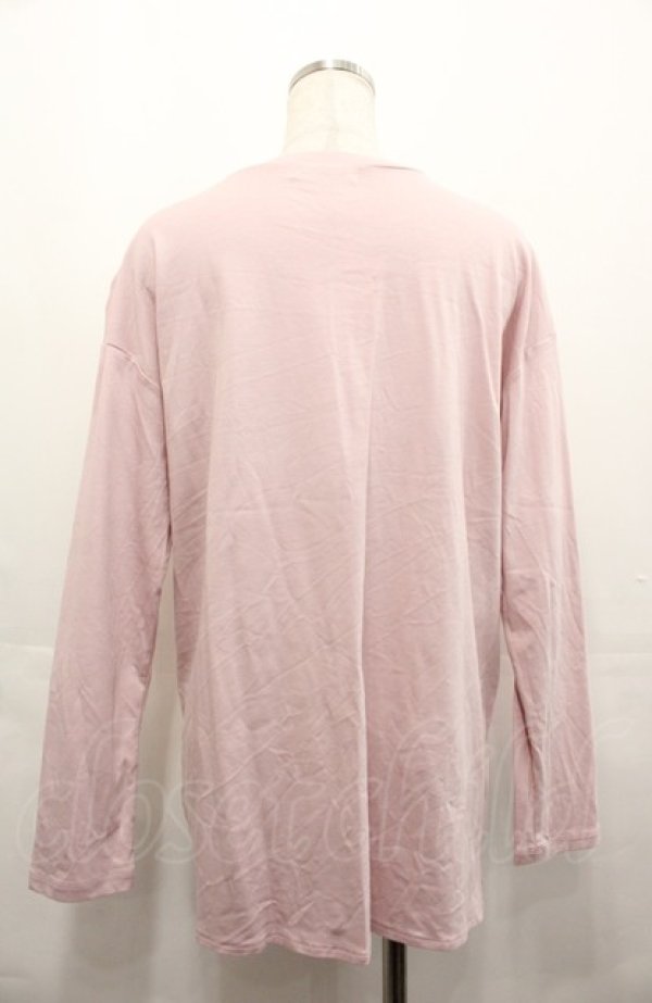 画像2: INGEBORG / ランダムロゴワンポイントpt.カットソー 3(9号) ピンク I-25-08-04-024-LO-TS-HD-ZI (2)