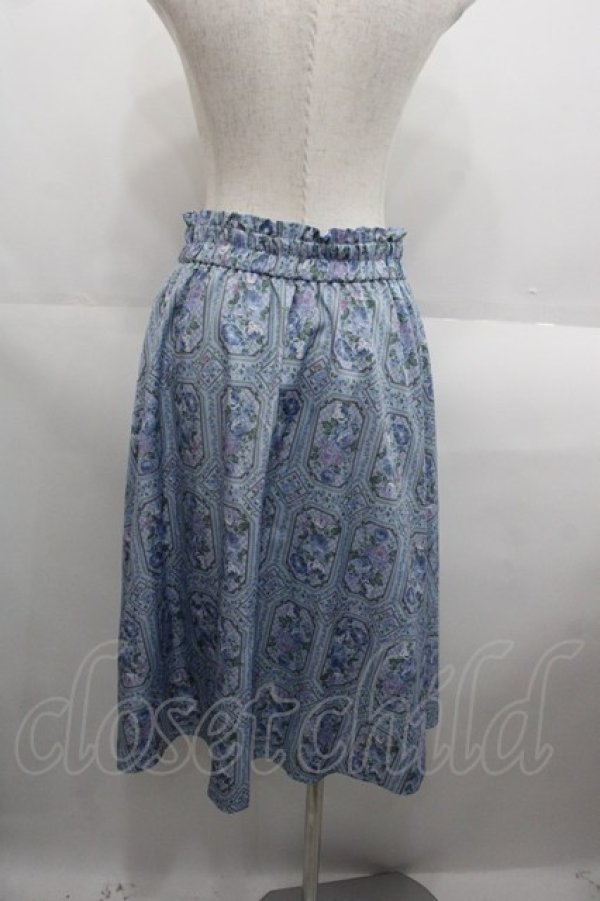 画像2: axes femme / アンティーク柄スカート  サックス I-25-08-18-084-AX-SK-HD-ZT412 (2)