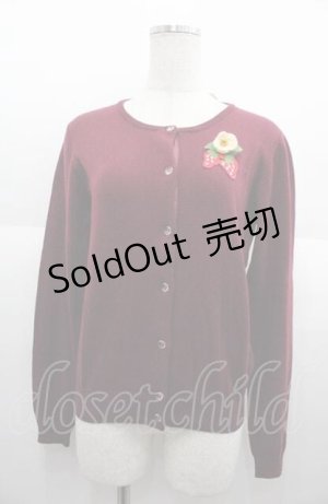 画像: Emily Temple cute / いちご刺繍ニットカーディガン  ボルドー I-25-08-22-011-ET-TO-HD-ZI