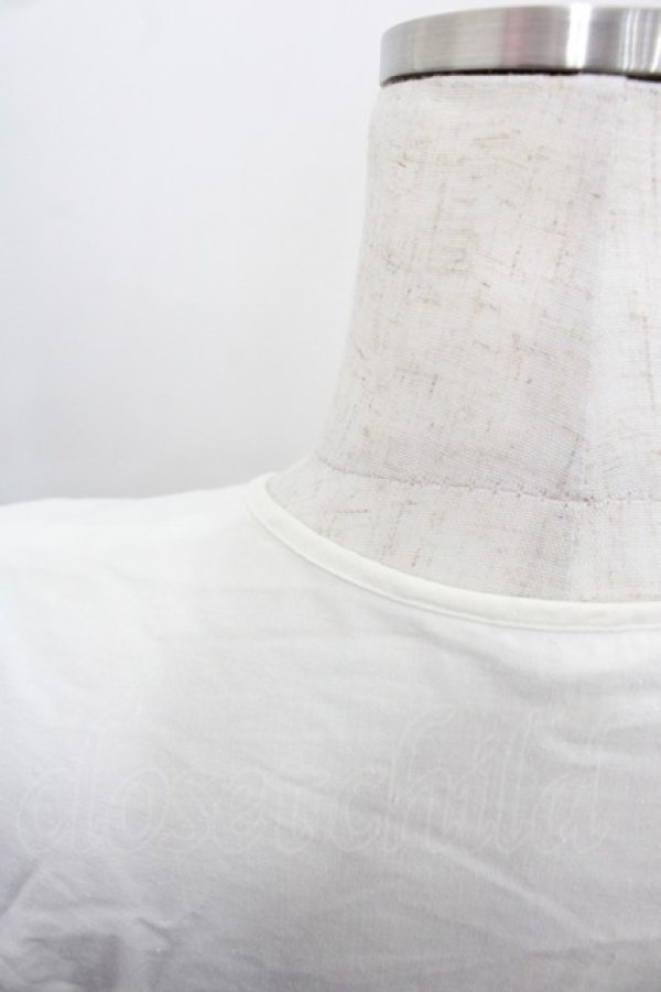 画像3: INGEBORG / ダブルリボンピンタックブラウス  白 I-25-08-25-011-LO-BL-HD-ZI (3)