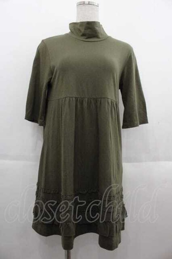 画像1: PINK HOUSE / 裾ピコフリル半袖ハイネックチュニックカットソー  カーキ I-25-09-13-043-LO-TO-HD-ZT452 (1)