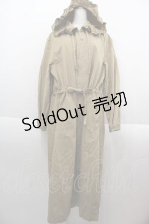 画像: KANEKO ISAO / フリルフードロングコート  ブラウン I-25-09-15-025-EL-CO-HD-ZS