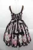 画像2: Angelic Pretty / Travelくまちゃんベルトジャンパースカート  黒Ｘピンク I-25-09-15-031-AP-OP-HD-ZI (2)