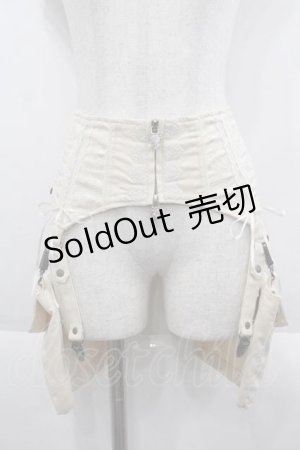 画像: Ozz oneste / ポケットフラップコルセット風ベルト  アイボリー I-25-09-18-123-OO-ZA-HD-ZI