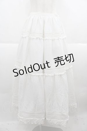画像: KETTY / ピンタックフリルサテン風スカート  白 I-25-09-21-092-EL-SK-HD-ZI