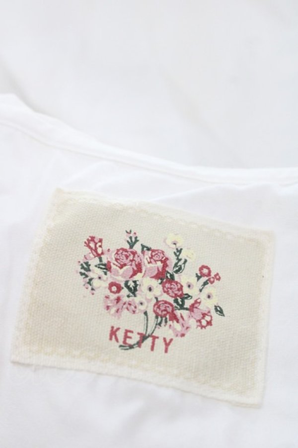 画像4: KETTY / ローズブーケ刺繍スカラップセーラー襟オーバーブラウス  白ｘ赤 I-25-09-21-012-EL-BL-HD-ZI (4)