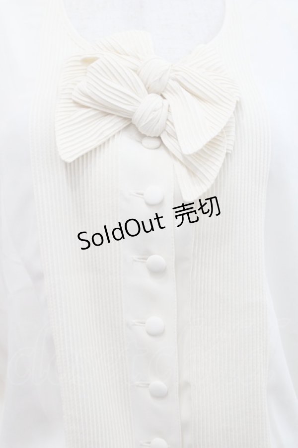 画像3: INGEBORG / ピンタックダブルリボンノーカラーブラウス  アイボリー I-25-09-21-013-LO-BL-HD-ZI (3)