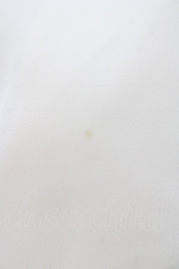 画像4: INGEBORG / ピンタックダブルリボンノーカラーブラウス  アイボリー I-25-09-21-013-LO-BL-HD-ZI (4)