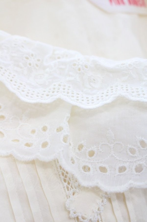 画像4: PINK HOUSE / レースフリル衿ブラウス  生成り I-25-09-21-014-LO-BL-HD-ZI (4)