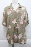 画像1: INGEBORG / 薔薇柄ブラウス  オリーブ I-25-09-21-017-LO-BL-HD-ZI (1)
