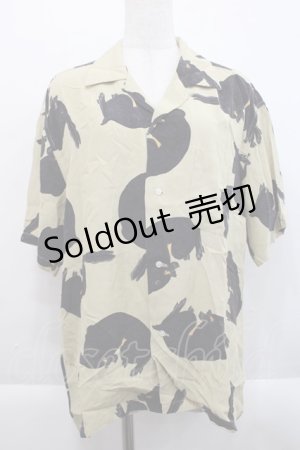 画像: Karl Helmut / うさぎ柄半袖シャツ  ベージュ I-25-09-21-019-EL-BL-HD-ZI