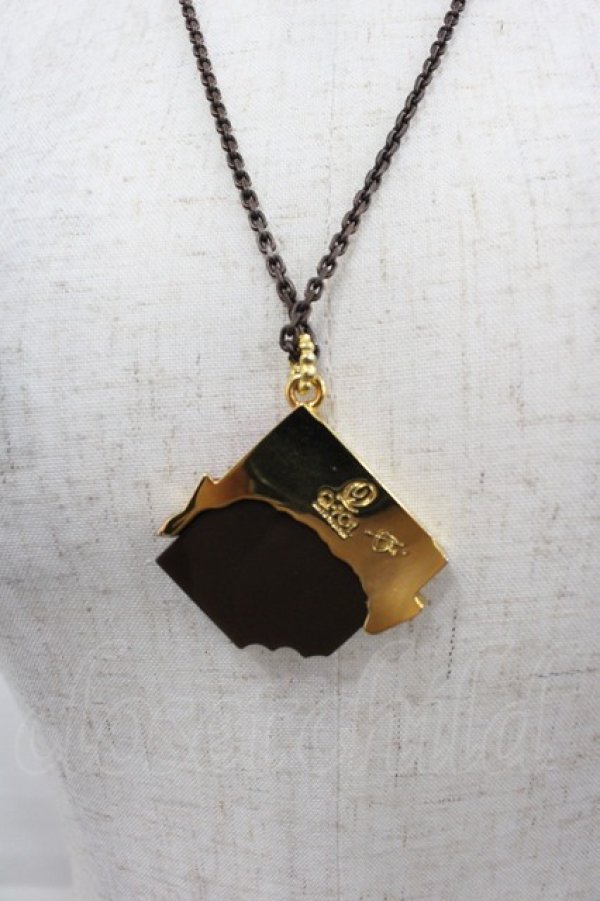 画像2: Q-pot. / Carre de Chocolat Necklace  黒Ｘ赤 I-25-09-24-060-QP-AC-SA-ZI (2)