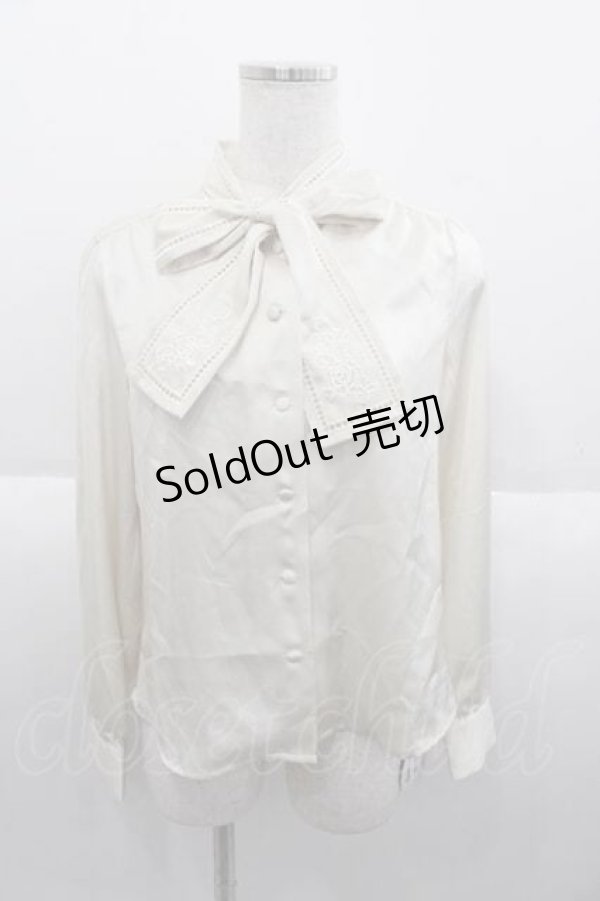 画像1: an another angelus / ローズカットワークボウタイブラウス  アイボリー I-25-09-30-007-CA-BL-SA-ZI (1)