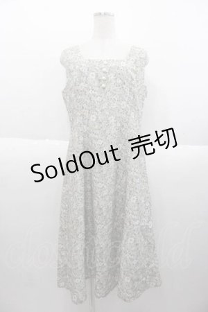 画像: Fi.n.t / ペイントマーガレット柄ワンピース  ミント I-25-09-30-084-CA-OP-SA-ZI