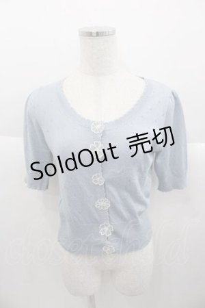 画像: an another angelus / フラワーレース半袖ニットカーディガン  サックス I-25-09-30-030-CA-TO-SA-ZI