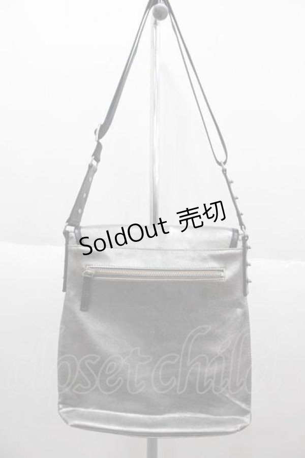 画像2: Jean Paul GAULTIER / メタリックショルダーバッグ  シルバーＸ黒 I-25-10-04-035-GO-BG-SA-ZI (2)