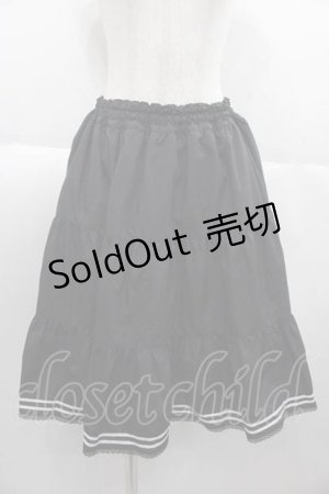 画像: metamorphose / セーラーティアードスカート 1 黒ｘ白 I-25-10-04-095-ME-SK-SA-ZI