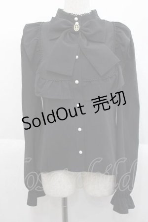 画像: Ank Rouge / カメオ付きリボンブローチ長袖ブラウス  黒 I-25-10-10-001-CA-BL-SA-ZI