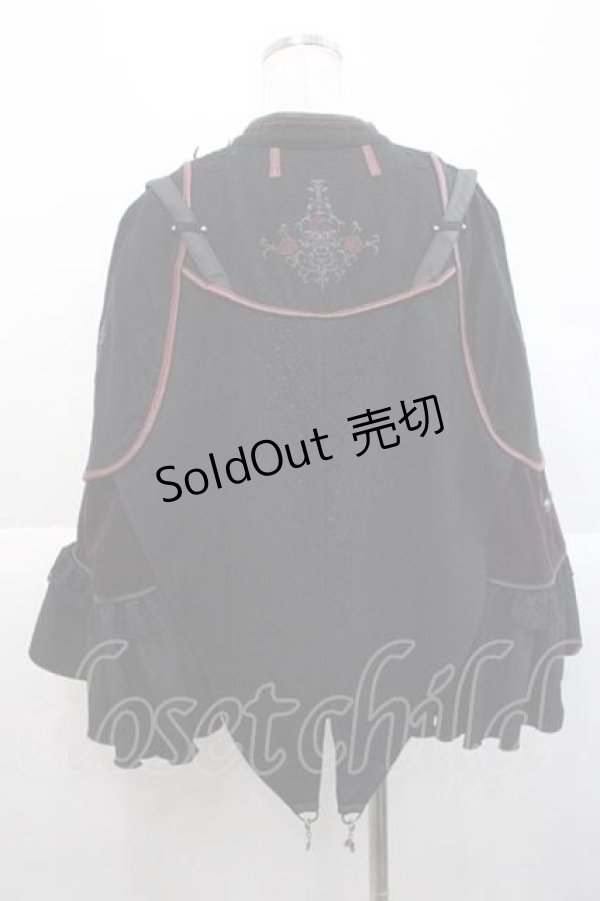 画像2: Ozz oneste / 薔薇十字架刺繍ケープ  黒Ｘ赤 I-25-10-10-040-OO-JA-SA-ZI (2)