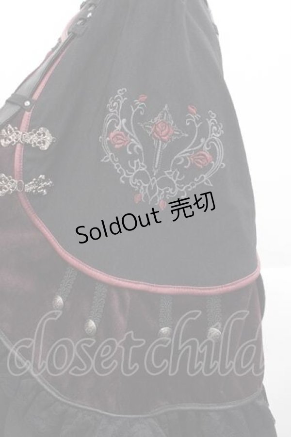 画像4: Ozz oneste / 薔薇十字架刺繍ケープ  黒Ｘ赤 I-25-10-10-040-OO-JA-SA-ZI (4)