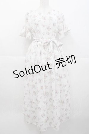 画像: tocco closet / フラワーブーケプリント半袖ワンピース  白 I-25-10-10-074-LO-OP-SA-ZI