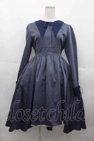 画像: ALICE and the PIRATES / 蜘蛛の巣おばけプリントワンピース  グレー I-25-10-15-052-PA-OP-SA-ZI