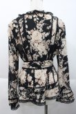 画像2: INGEBORG / ローズ柄ブラウス  黒 I-25-10-18-043-LO-BL-SA-ZI (2)