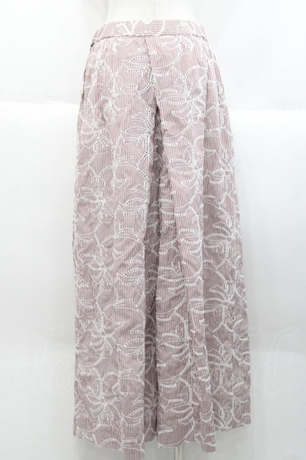 画像2: PINK HOUSE / ストライプアイレットリボン刺繍ワイドパンツ 3サイズ(9号) バーガンディ I-25-10-18-088-LO-PA-SA-ZT0108B (2)