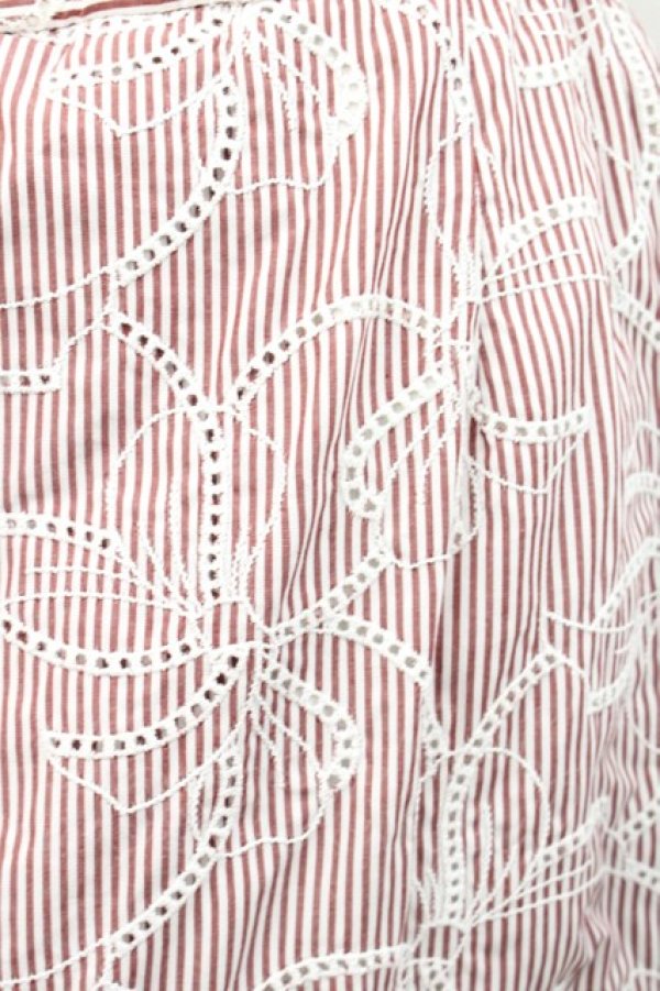 画像3: PINK HOUSE / ストライプアイレットリボン刺繍ワイドパンツ 3サイズ(9号) バーガンディ I-25-10-18-088-LO-PA-SA-ZT0108B (3)