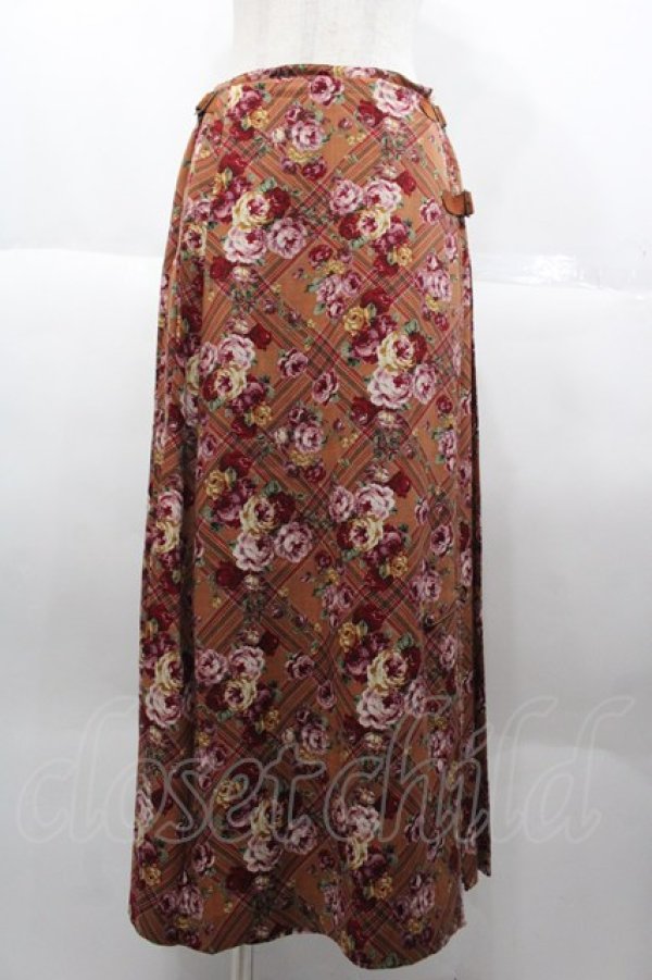 画像1: INGEBORG / チェック花柄キルト風スカート  ブラウン I-25-10-18-118-LO-SK-SA-ZI (1)