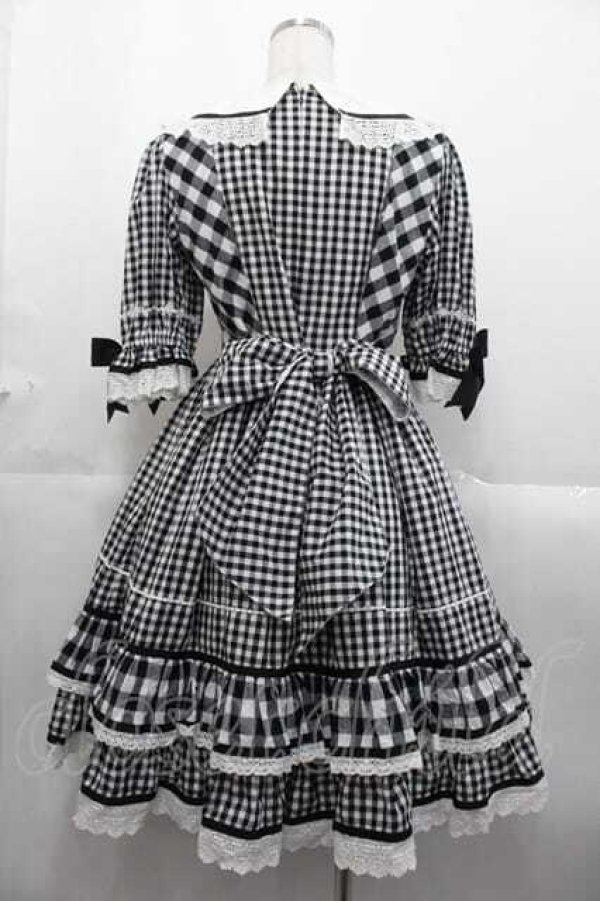 画像2: BABY,THE STARS SHINE BRIGHT / Milky Gingham Dollワンピース  黒Ｘ白 I-25-10-21-044-BA-OP-SA-ZI (2)