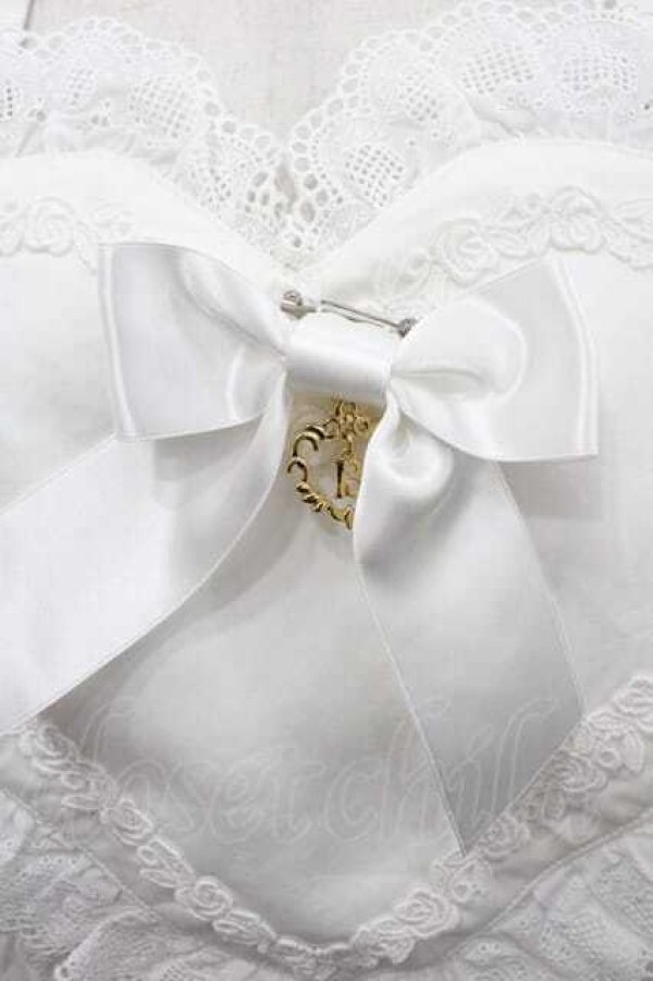 BABY ハートエプロン 白 Heart Apron (2023) by Baby, the Stars Shine Bright