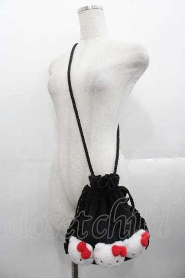 画像1: merry jenny / 【ハローキティコラボ】もこもこショルダーbag  黒ｘ白ｘ赤 I-25-10-21-087-LO-BG-SA-ZI (1)