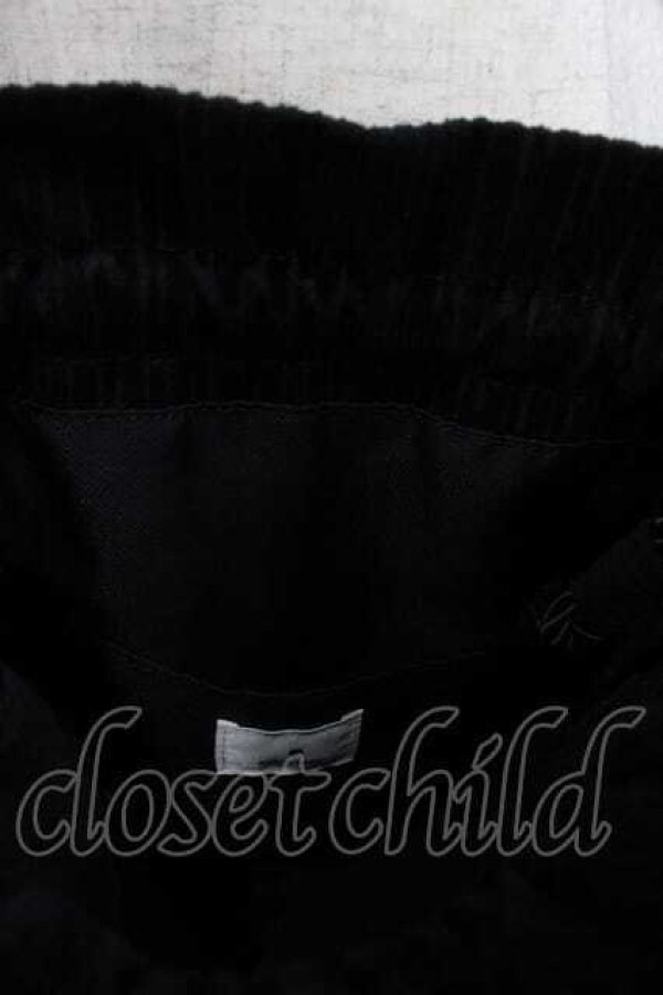 画像4: merry jenny / 【ハローキティコラボ】もこもこショルダーbag  黒ｘ白ｘ赤 I-25-10-21-087-LO-BG-SA-ZI (4)