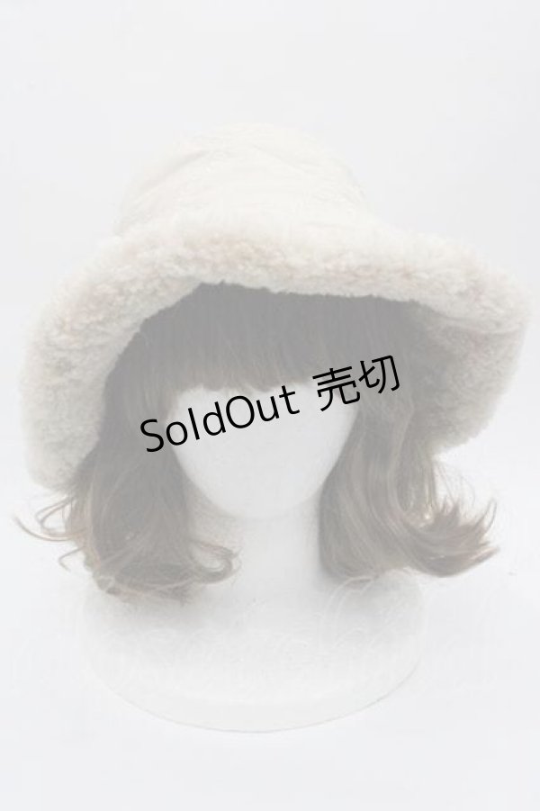 画像2: INGEBORG / ロゴキルティングボアハット  ベージュ I-25-10-21-095-LO-AC-SA-ZI (2)