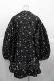 画像2: PINK HOUSE / little sunny bite×PINK HOUSE lsb floral print blouse  ブラック I-25-10-24-067-LO-BL-SA-ZI (2)