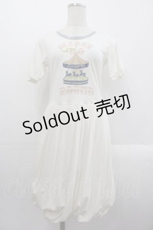 画像: Fi.n.t Cherry / メリーゴーラウンドプリントバルーン半袖ワンピース  アイボリーＸ青 I-25-10-24-109-LO-OP-SA-ZI