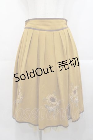 画像: axes femme / 向日葵クロスステッチ刺繍スカート  カラシ I-25-10-29-078-AX-SK-SA-ZI