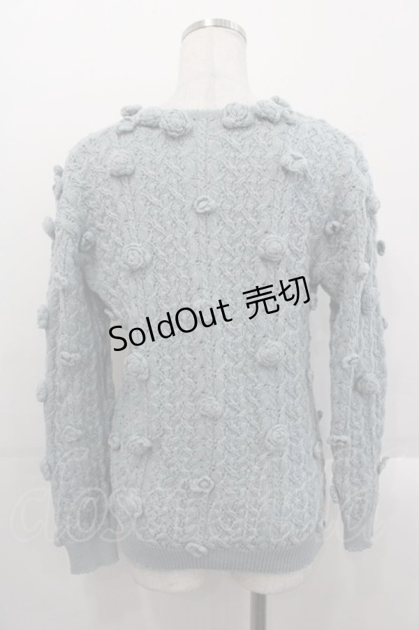 画像2: INGEBORG / フラワーモチーフ長袖ニット  サックス I-25-10-29-014-LO-TO-SA-ZI (2)