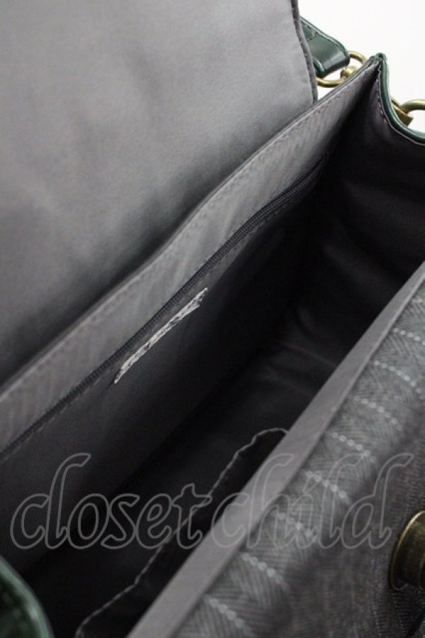 画像4: axes femme / 鍵穴多重ポケットショルダーバッグ  グリーン I-25-10-29-104-AX-BG-SA-ZI (4)