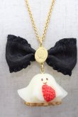 画像2: Q-pot. / イチゴおばケーキネックレス  白Ｘ赤Ｘ黒 I-25-10-29-116-QP-AC-SA-ZI (2)